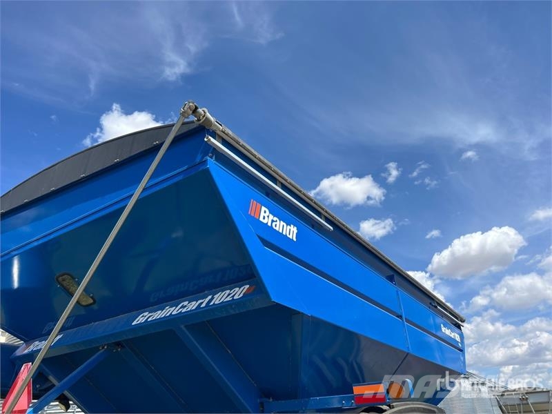 Brandt 1020XR 1000 bu S/A Grain Cart مقطورة حبوب