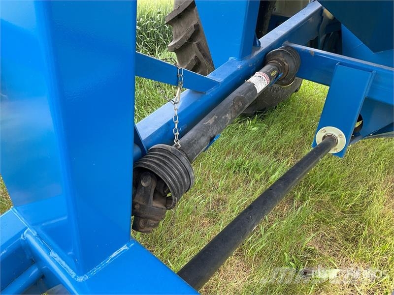 Brandt 1020XR 1000 bu S/A Grain Cart 곡물용 카트