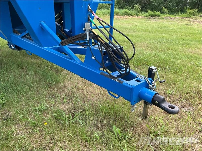 Brandt 1020XR 1000 bu S/A Grain Cart 곡물용 카트