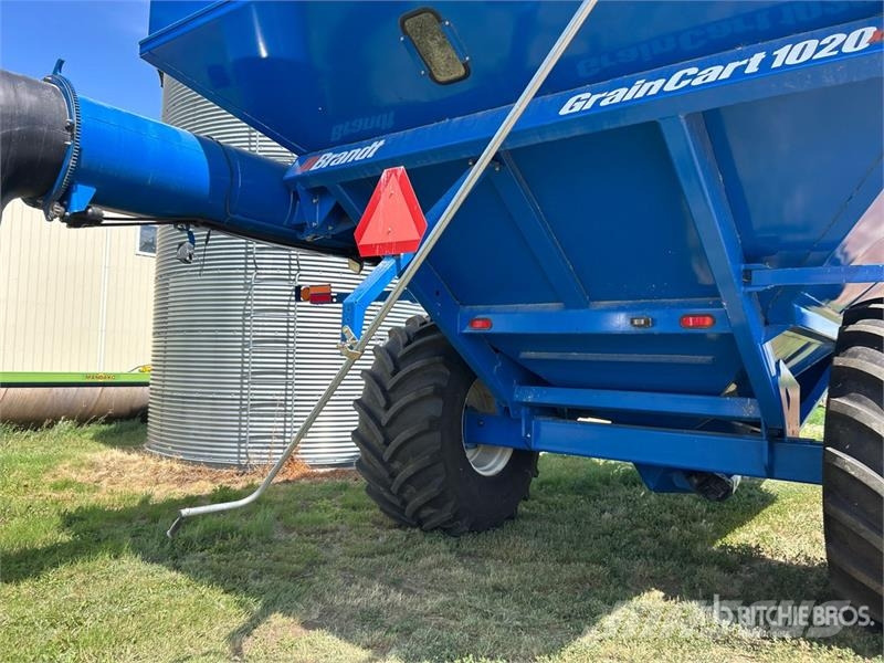 Brandt 1020XR 1000 bu S/A Grain Cart مقطورة حبوب