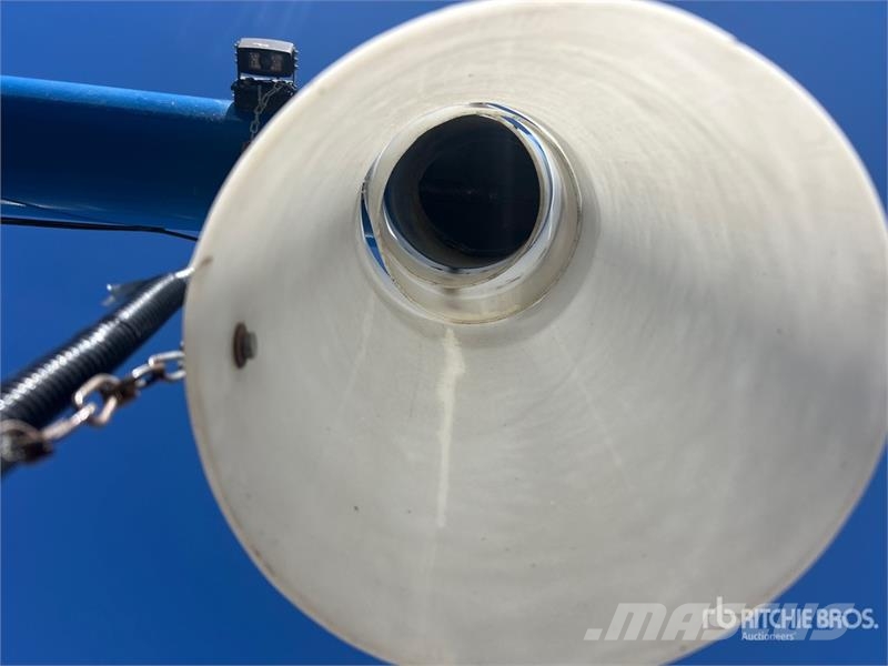 Brandt 1060 Транспортне обладнання