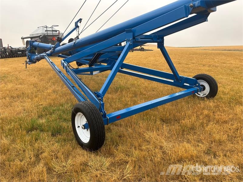 Brandt 1070 10 in x 70 ft Swing Grain Auger Material de transporte