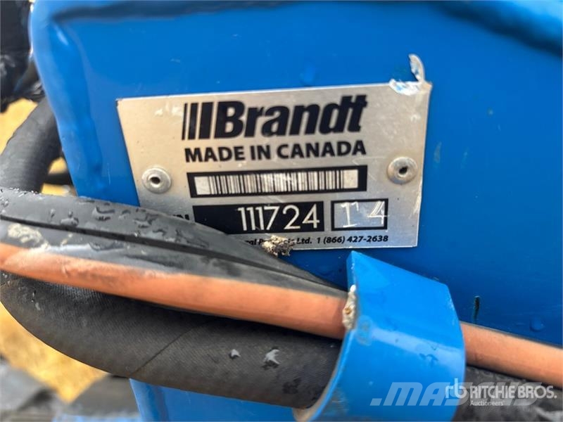 Brandt 1070 10 in x 70 ft Swing Grain Auger Material de transporte