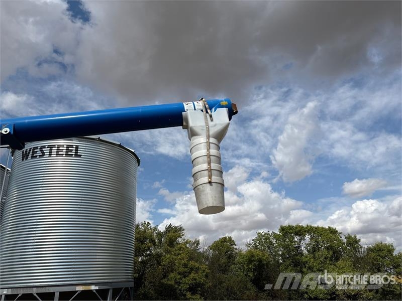 Brandt 1070 10 in x 70 ft Swing Grain Auger Material de transporte