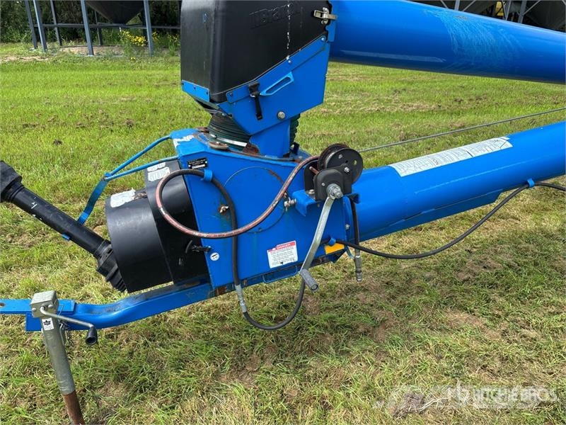 Brandt 1070 10 in x 70 ft Swing Grain Auger Material de transporte