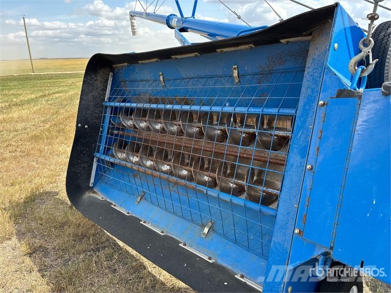 Brandt 1070 10 in x 70 ft Swing Grain Auger Material de transporte