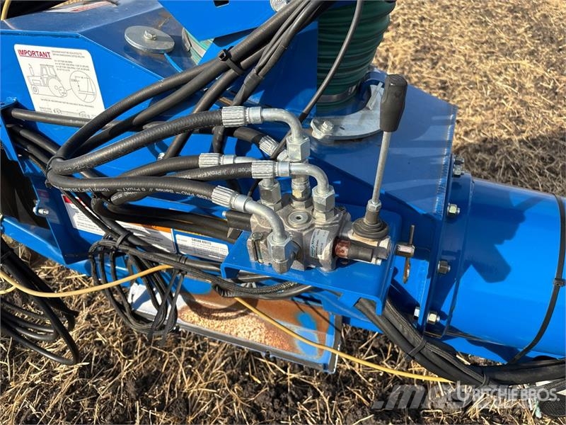 Brandt 1070 HP 10 in x 70 ft Swing Grain Auger Transportna oprema