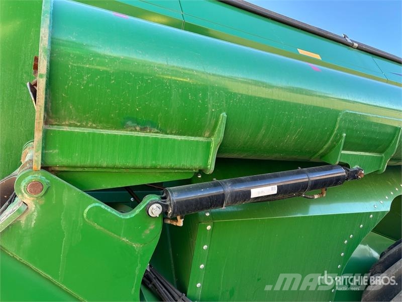 Brandt 1320XT 1320 bu S/A Grain Cart Viljavaunut