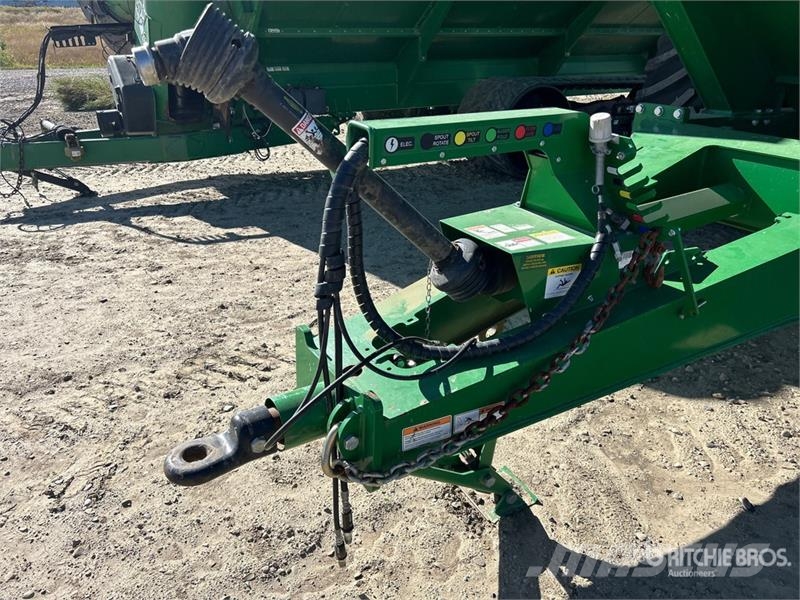 Brandt 1320XT 1320 bu S/A Grain Cart Viljavaunut