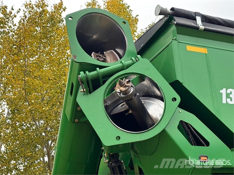 Brandt 1322XR 1300 bu T/A Grain Cart Getreideanhänger