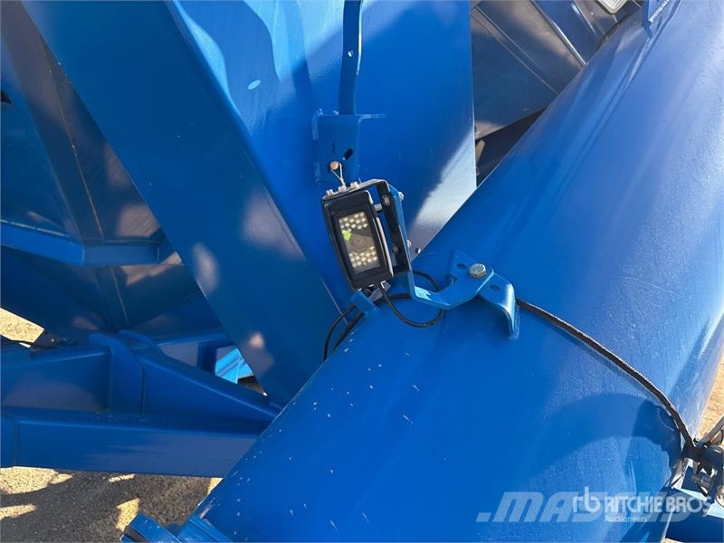 Brandt 1322XR 1300 bu S/A Grain Cart Prikolice za zrno