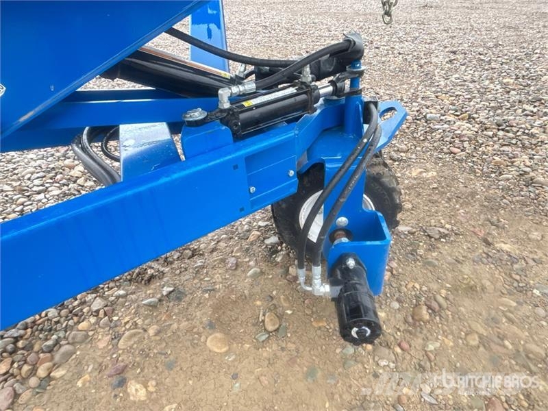 Brandt 1345A 13 in x 45 ft Utrough Grain Auger Konveieriseadmed