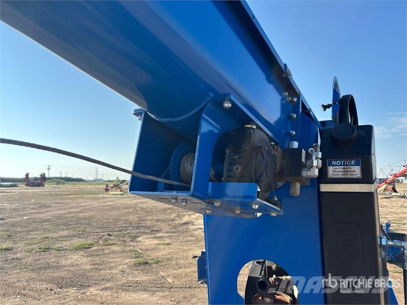 Brandt 1345ALP 13 in x 45 ft Grain Auger معدات نقل