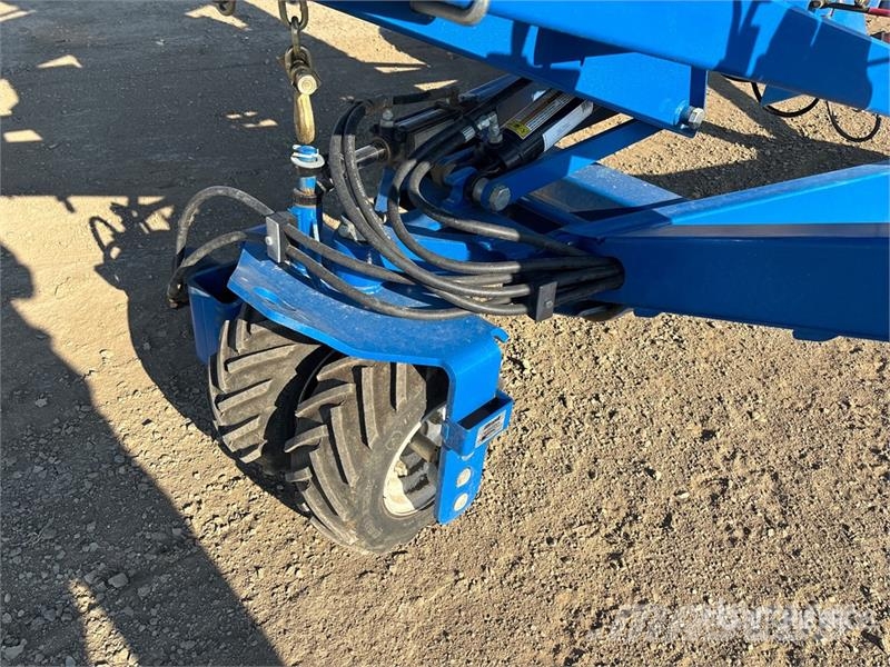 Brandt 1345ALP 13 in x 45 ft Grain Auger معدات نقل