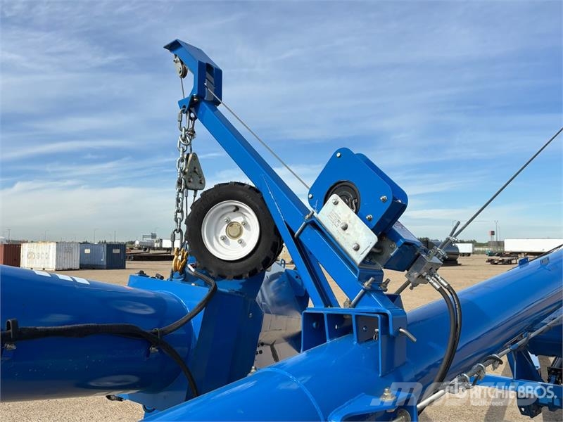Brandt 1370 معدات نقل