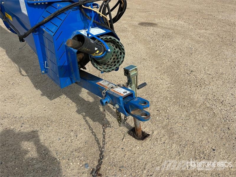 Brandt 1370 معدات نقل