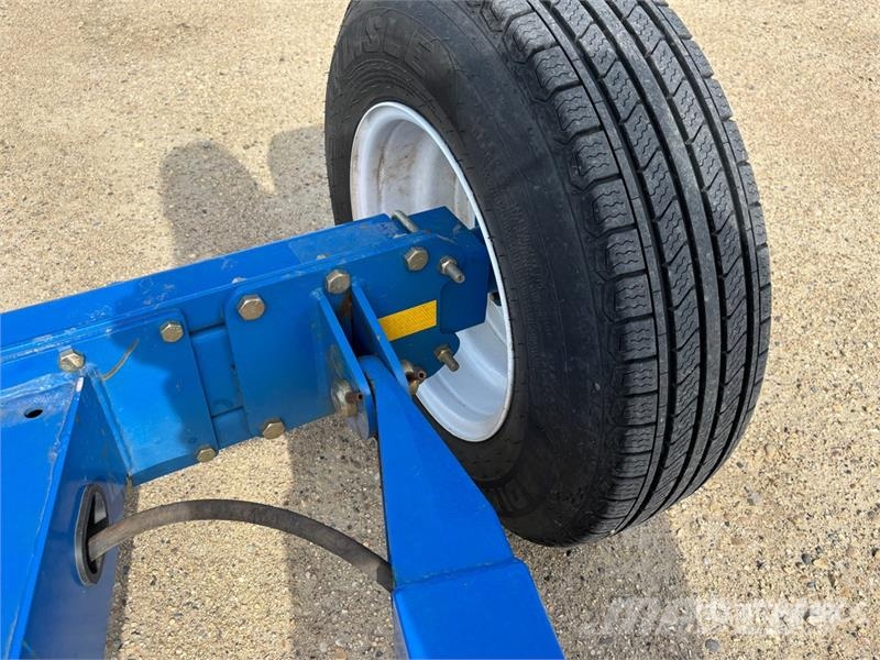 Brandt 1370 معدات نقل