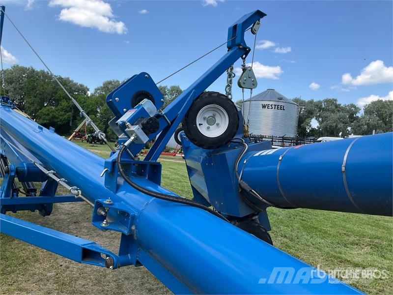 Brandt 1370-HP+ 13 in x 70 ft Swing Grain Auger Material de transporte
