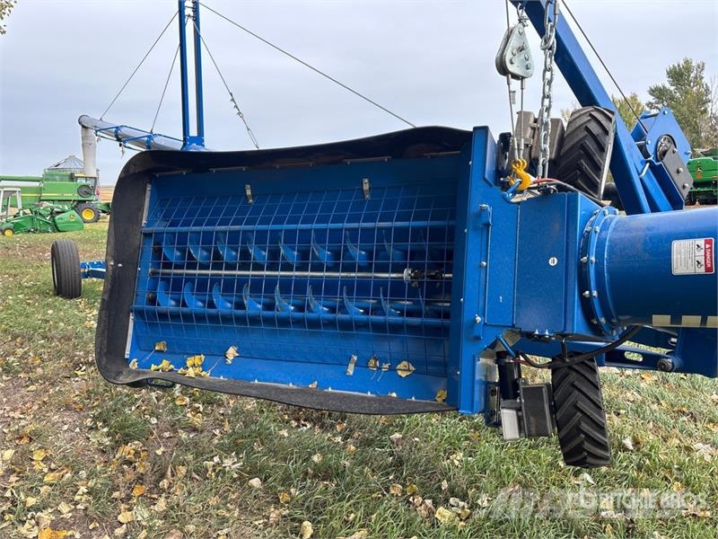 Brandt 1370HP 13 in x 70 ft Swing Grain Auger Förderbänder