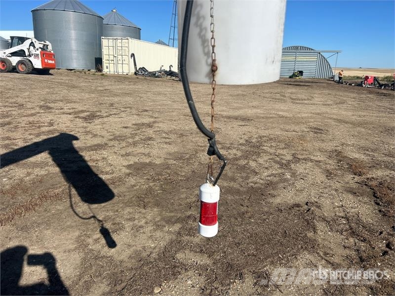 Brandt 1370HP 13 in x 70 ft Swing Grain Auger Транспортне обладнання