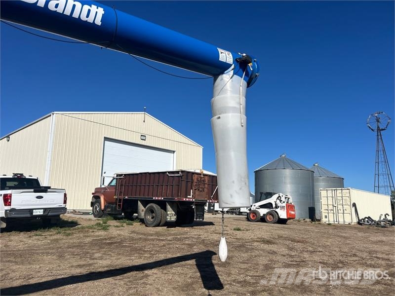 Brandt 1370HP 13 in x 70 ft Swing Grain Auger Транспортне обладнання
