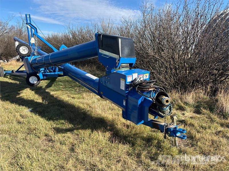 Brandt 1370HP 13 in x 70 ft Swing Grain Auger Material de transporte