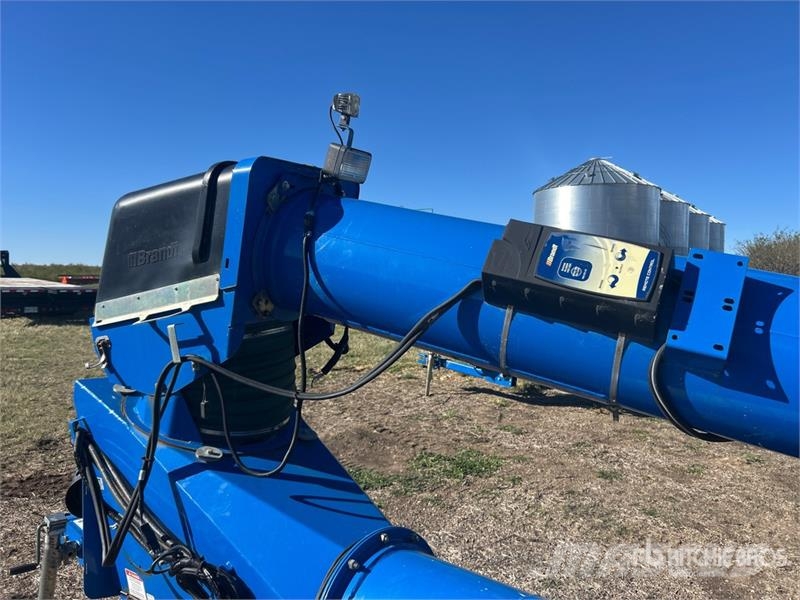 Brandt 1370HP 13 in x 70 ft Swing Grain Auger Транспортне обладнання