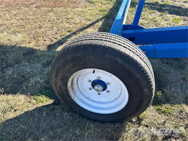 Brandt 1370HP 13 in x 70 ft Swing Grain Auger Транспортне обладнання