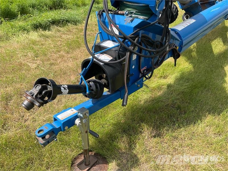 Brandt 1380 13 in x 80 ft Swing Grain Auger Conveying equipment