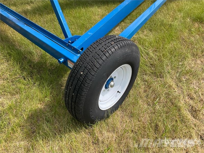 Brandt 1380 13 in x 80 ft Swing Grain Auger Conveying equipment