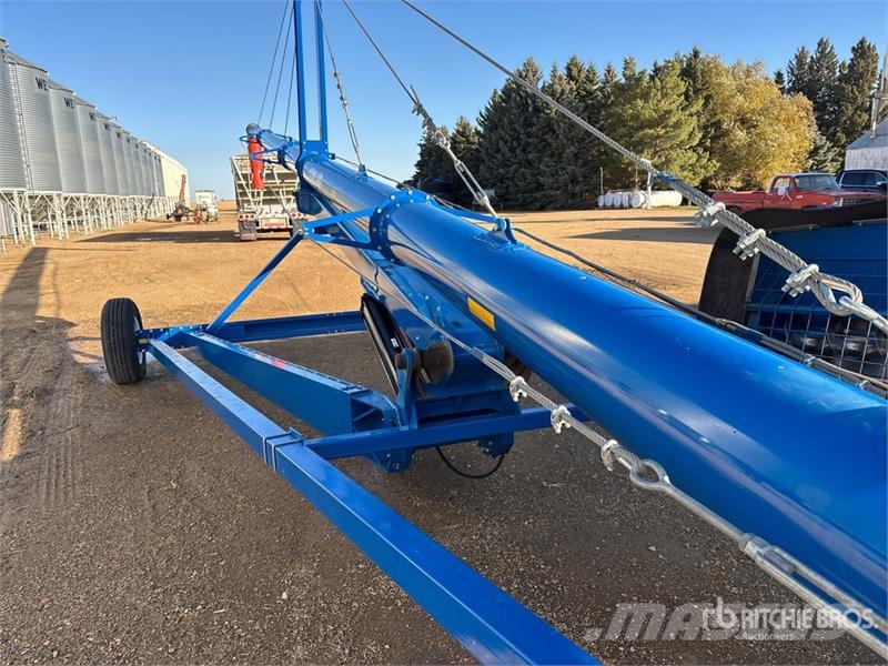 Brandt 1380-HP+ 13 in x 80 ft Swing Grain Auger Transportbånd