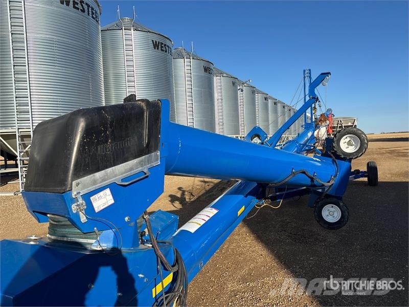Brandt 1380-HP+ 13 in x 80 ft Swing Grain Auger Transportbånd