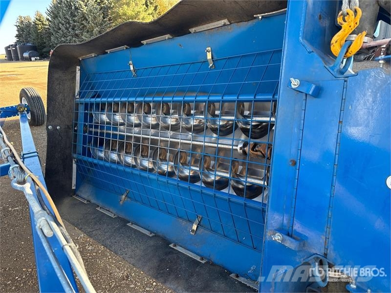 Brandt 1380-HP+ 13 in x 80 ft Swing Grain Auger Transportbånd