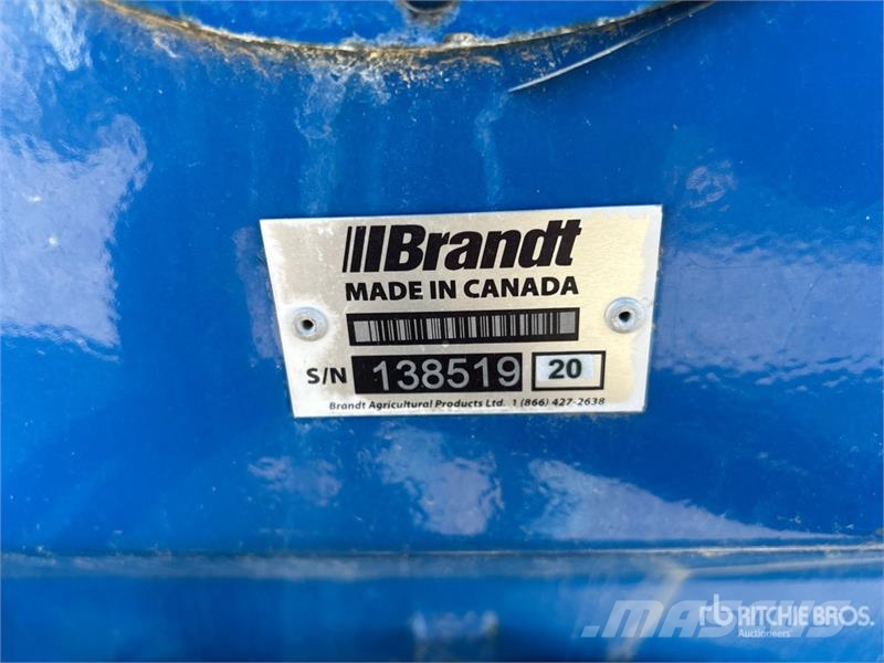 Brandt 1390 13 in x 90 ft Telescopic Swing Grain Auger Material de transporte