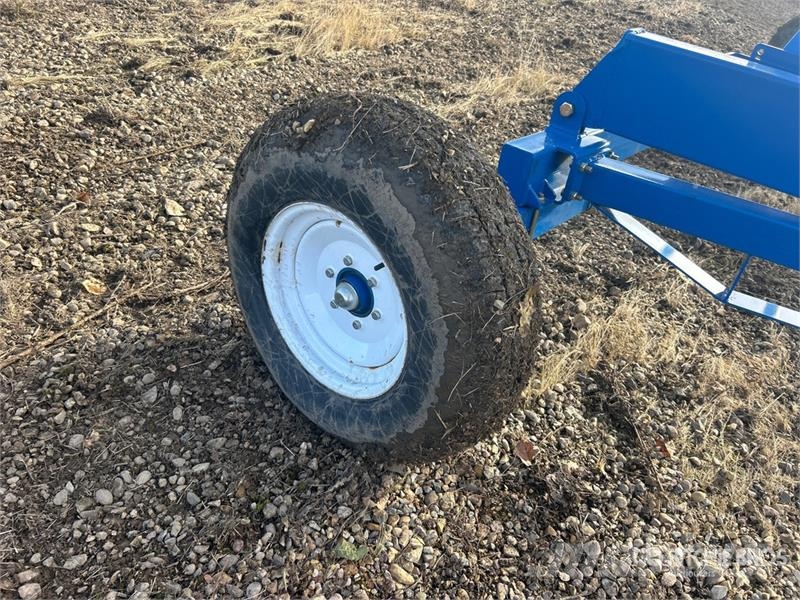 Brandt 1390 13 in x 90 ft Swing Grain Auger Transportna oprema