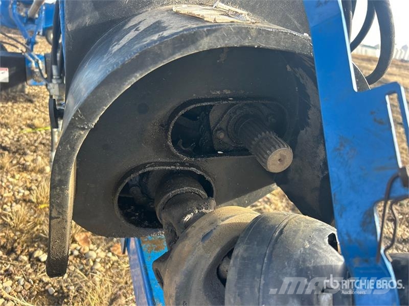 Brandt 1390 13 in x 90 ft Swing Grain Auger Transportna oprema