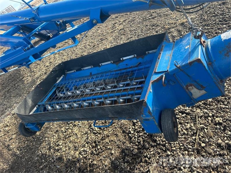 Brandt 1390 13 in x 90 ft Swing Grain Auger Transportna oprema