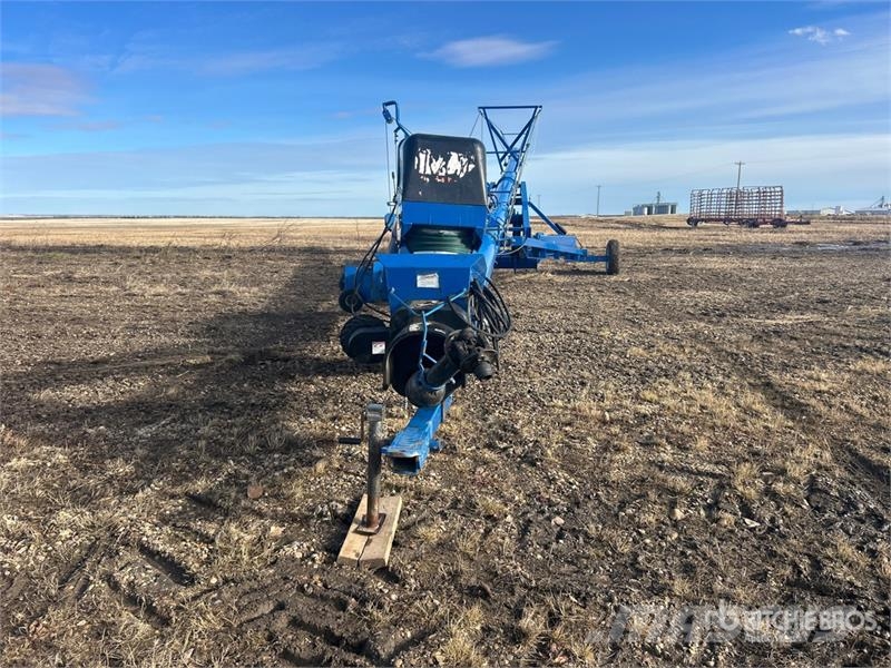 Brandt 1390 13 in x 90 ft Swing Grain Auger Transportna oprema