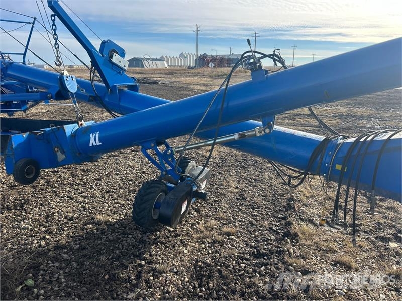 Brandt 1390 13 in x 90 ft Swing Grain Auger Transportna oprema