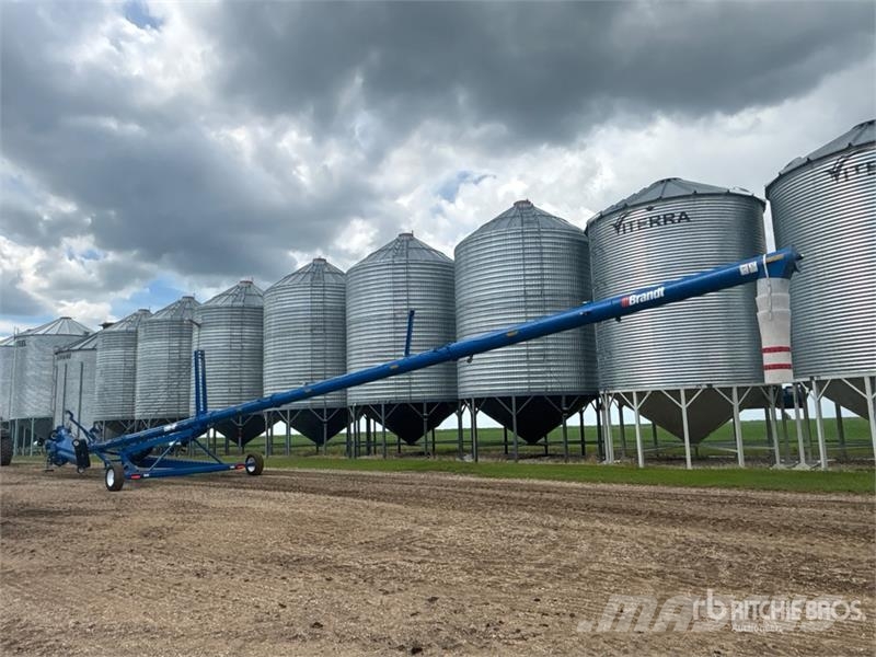 Brandt 1390 HP 13 in x 90 ft Swing Grain Auger Material de transporte
