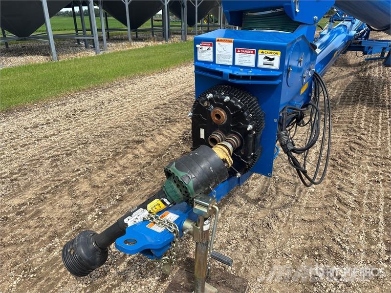 Brandt 1390 HP 13 in x 90 ft Swing Grain Auger Material de transporte