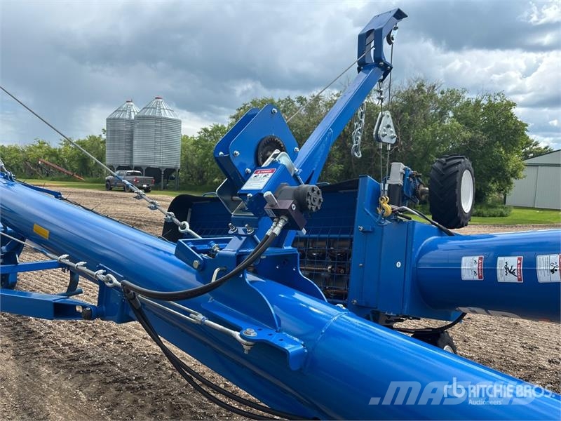 Brandt 1390 HP 13 in x 90 ft Swing Grain Auger Material de transporte