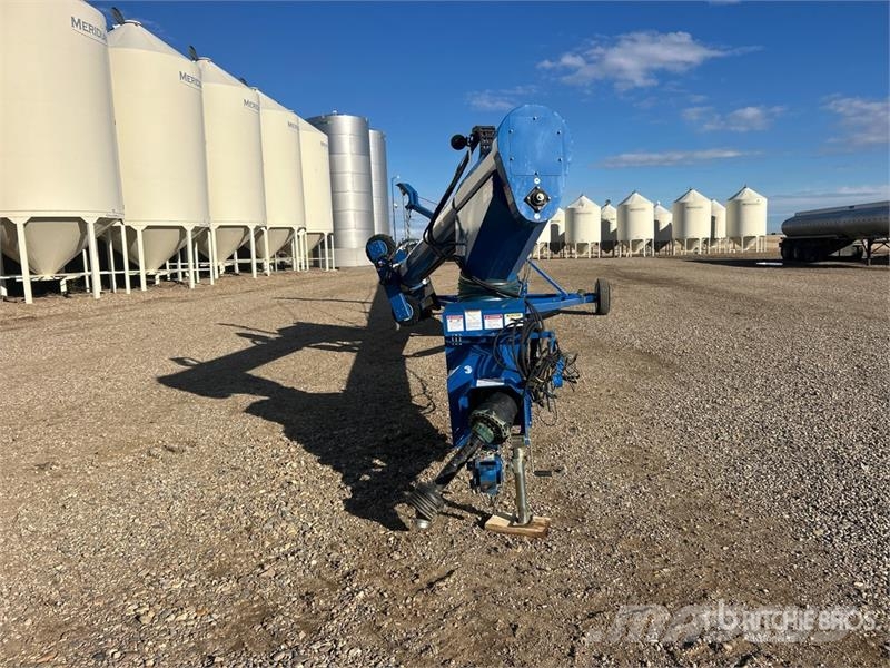 Brandt 1390 HP 13 in x 90 ft Telescopic Swing Grain Auger 운반 장비
