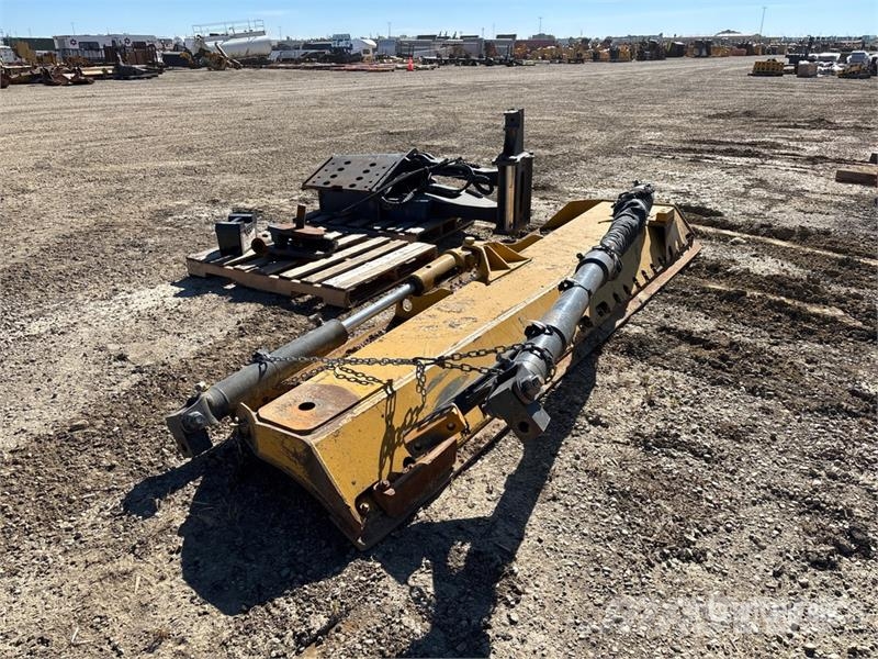 Brandt 144 in Motor Grader Snow Wing - Fits John Deere 87 حراثات ونصول الجليد