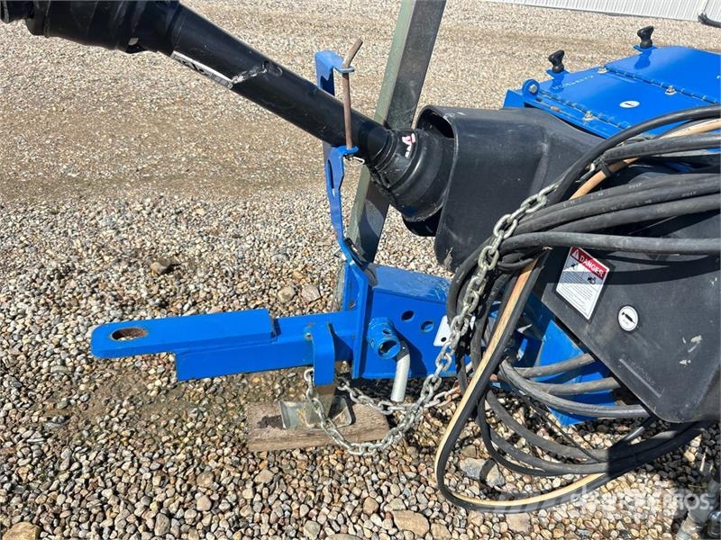 Brandt 15100A 15 in x 100 ft Swing Grain Conveyor Transportbånd