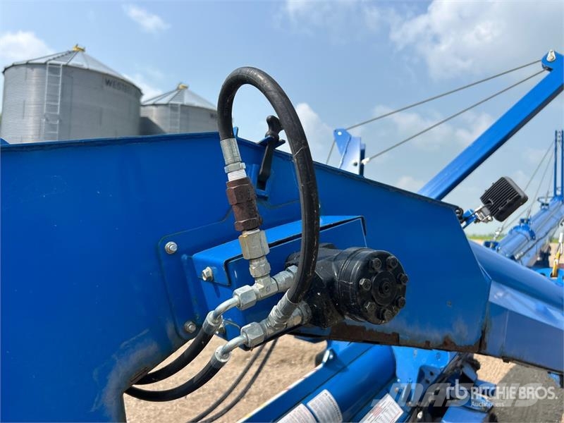 Brandt 15100A 15 in x 100 ft Swing Grain Conveyor Transportna oprema