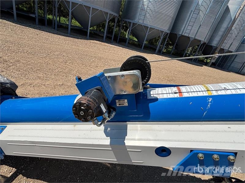 Brandt 1545 15 in x 45 ft Grain Conveyor 운반 장비