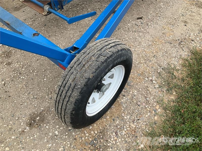 Brandt 1547LP معدات نقل