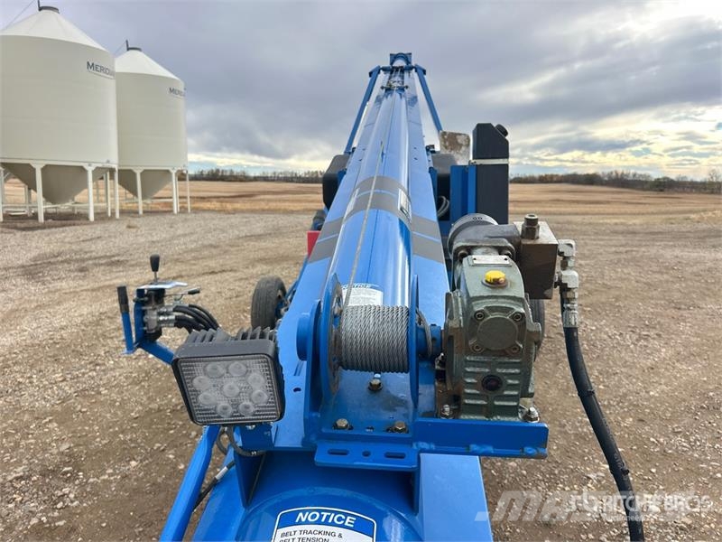 Brandt 1552 LP 15 in x 52 ft Grain Conveyor Transportēšanas aprīkojums