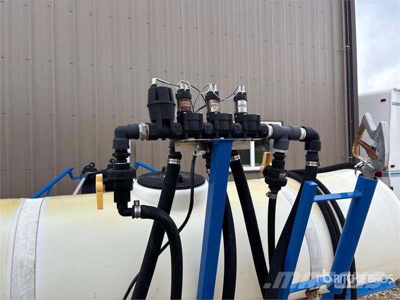 Brandt 18 ft 3-Point Hitch Sprayer Tažené postřikovače